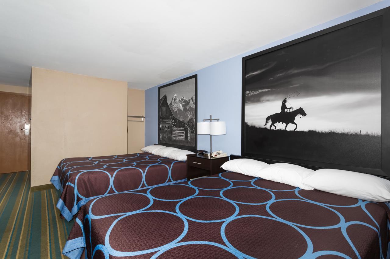 Super 8 By Wyndham Douglas Luaran gambar